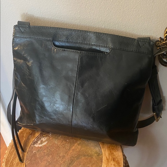 💚🖤HOBO Crossfire Crossbody with Adjustable Strap Bag In Hunter💚🖤 - Picture 4 of 15